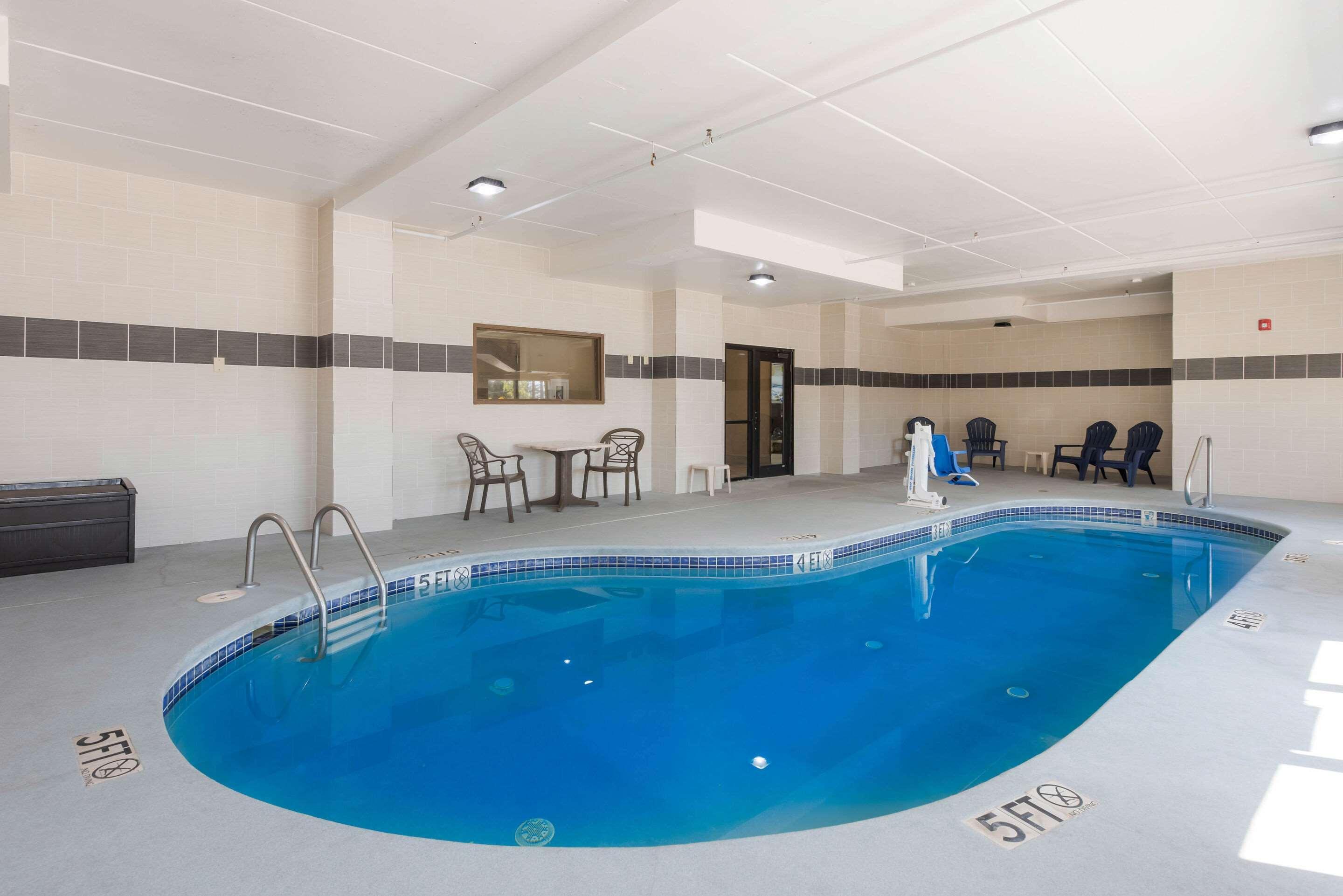 Comfort Inn Grove City - Columbus South Екстер'єр фото