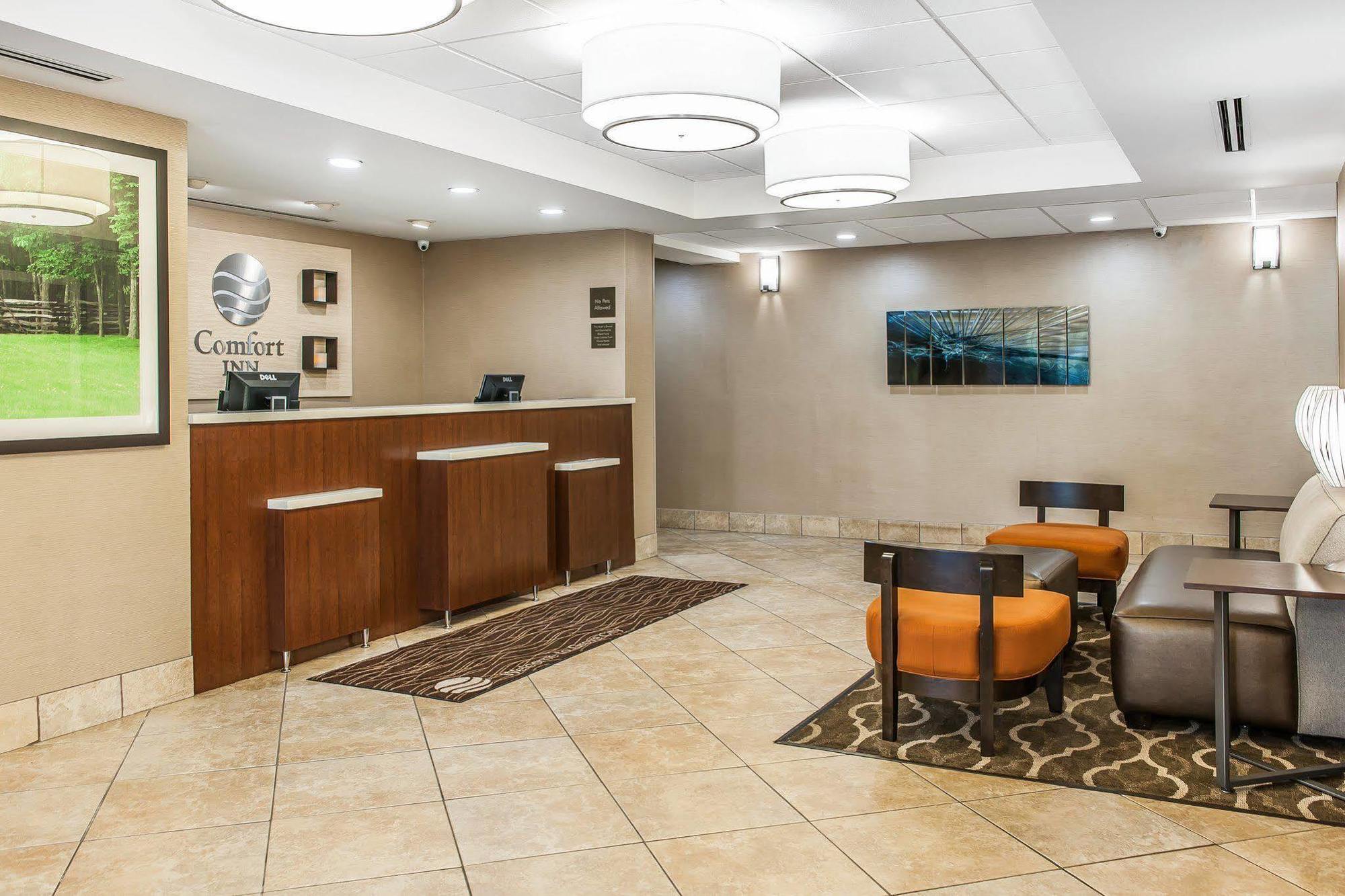 Comfort Inn Grove City - Columbus South Екстер'єр фото
